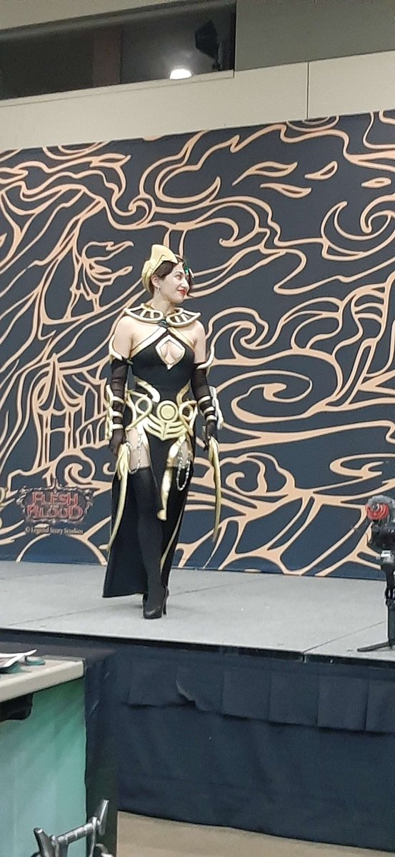 Still not done recapping, I totally blacked out on stage but it looks like I had a good time!