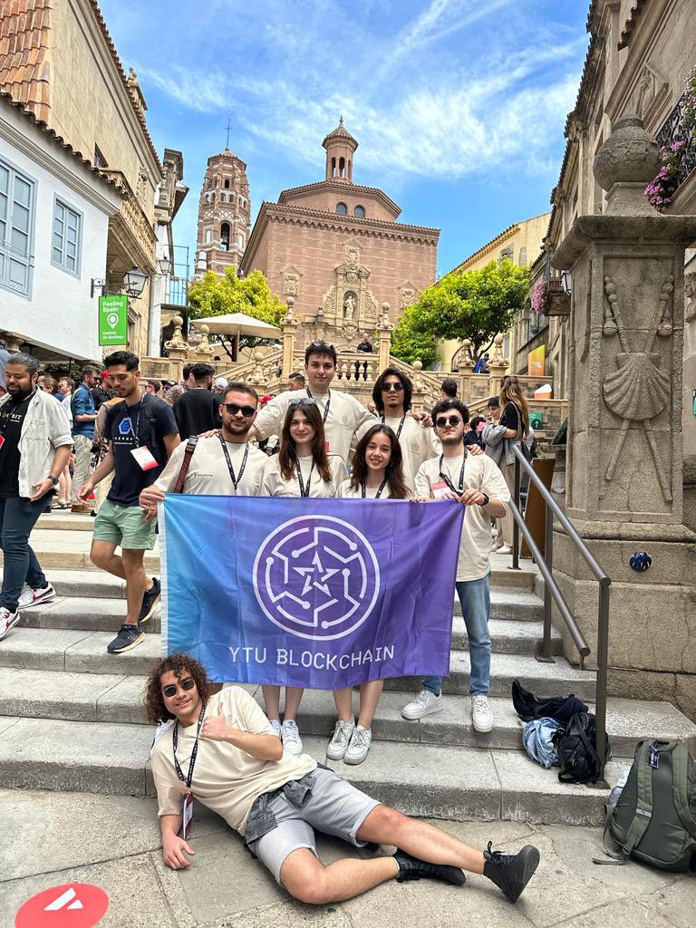 BlockchainYtu's tweet photo. We can’t stop YTU BLOCKCHAIN🚀
#Avalanche #AvalancheSummit https://t.co/o8gisXbwGX