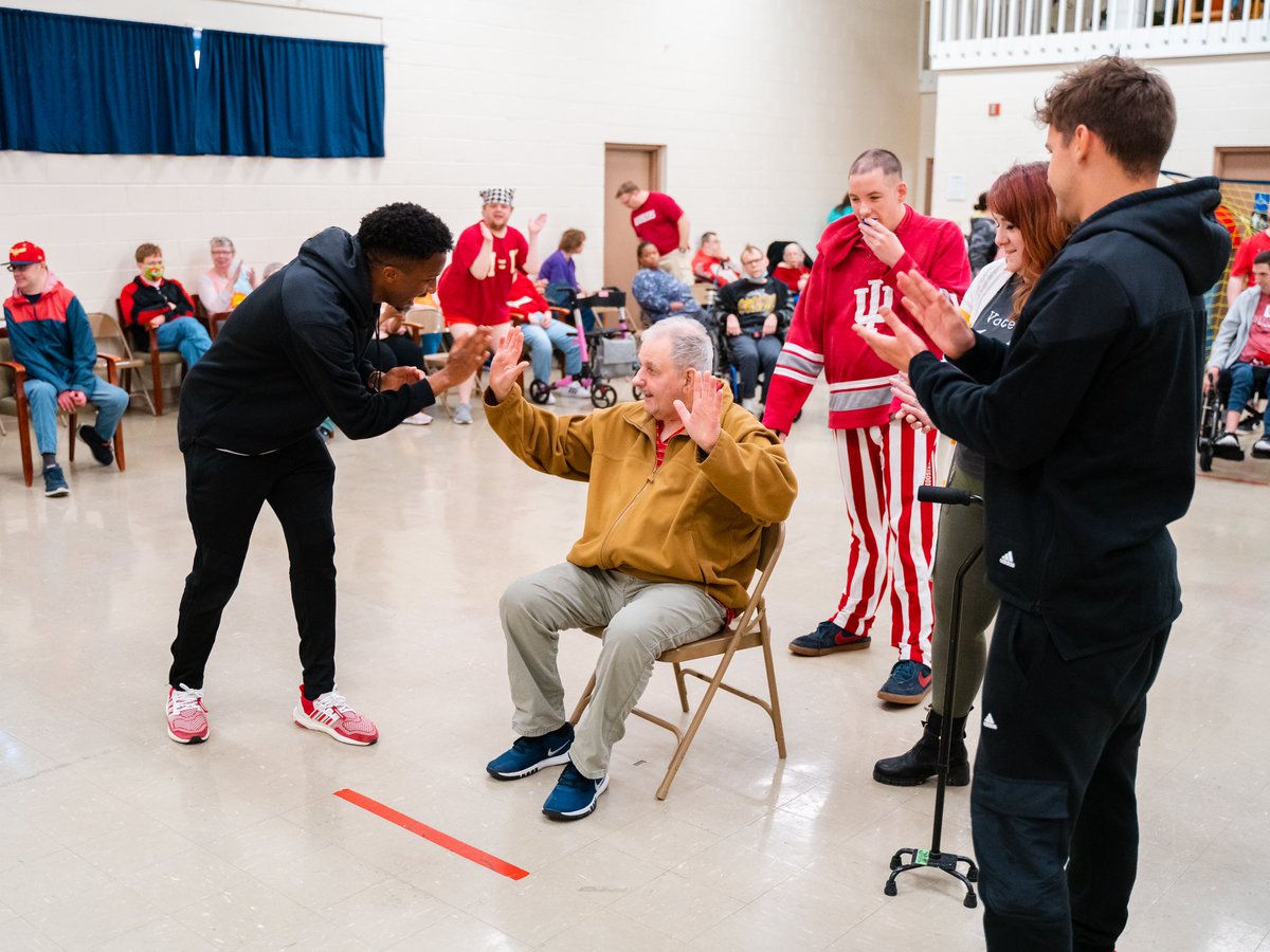 brettbebej's tweet photo. I had a great time with an awesome group of Hoosier fans @StoneBeltArc! Can’t wait to see them again soon. We continue to support Stone Belt’s mission to empower &amp; support people with developmental disabilities. https://t.co/0sa0PUWYvm