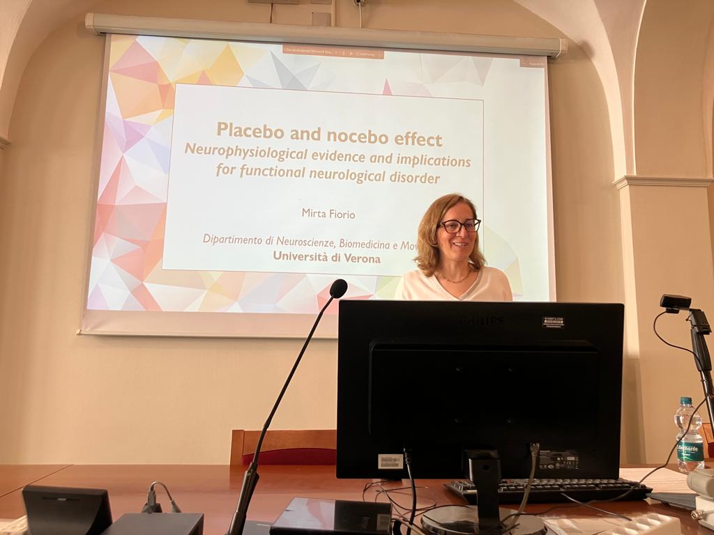 Manibus Lab (@manibuslab) on Twitter photo It was a pleasure to have had <a href="/FiorioMirta/">Mirta Fiorio</a> talking about her studies on placebo/nocebo effects in functional neurological disorders 🤓🧠👏👏👏 It was a pleasure to have had <a href="/FiorioMirta/">Mirta Fiorio</a> talking about her studies on placebo/nocebo effects in functional neurological disorders 🤓🧠👏👏👏