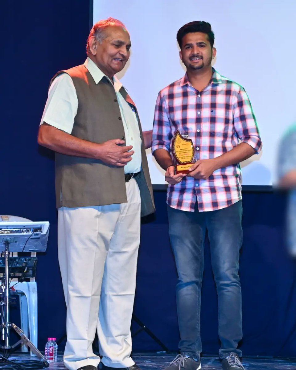 Dhirajpmore's tweet photo. Honored to receive recognition for our efforts in #ProjectDhadkan. It was a privilege working with Rotary Club Pune Laxmi Road in initiative promoting CPR awareness. Thank you for the opportunity and appreciation!
#digitalmarketing #socialmedia #paidads #digital #Seo #DM #Patil https://t.co/qEp6Wa2Bv6
