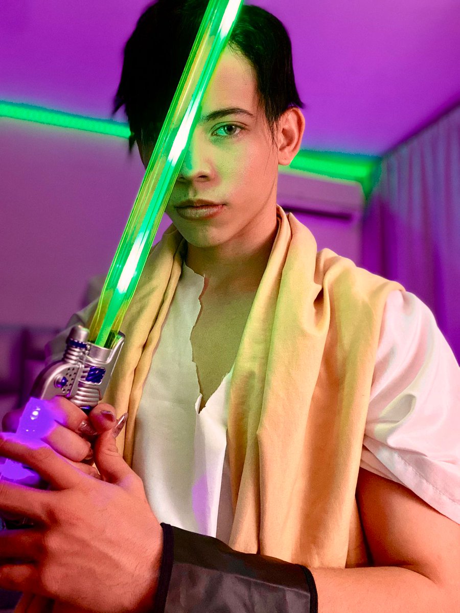 lukecameron_1's tweet photo. @stripchat
#Stripwars #MayTheFourth https://t.co/fzLkPWZNmu https://t.co/BsDu0xvkql