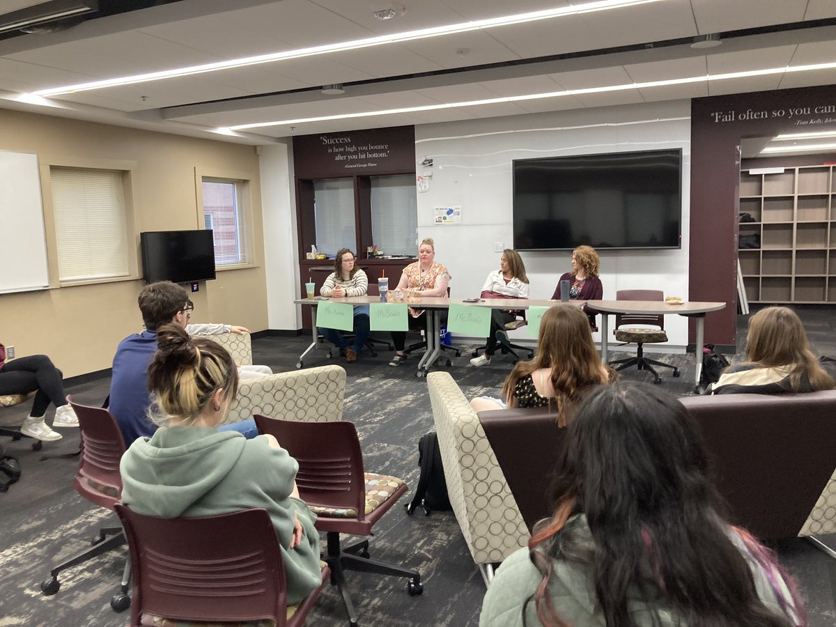 PRMrsJones's tweet image. Thank you for sharing a piece of your love journey with my #adultliving class this morning! I absolutely loved your stories! #yankeesbabe #friendsfirst #engagement #loveyourselffirst @SKochPR @IndustryCareers