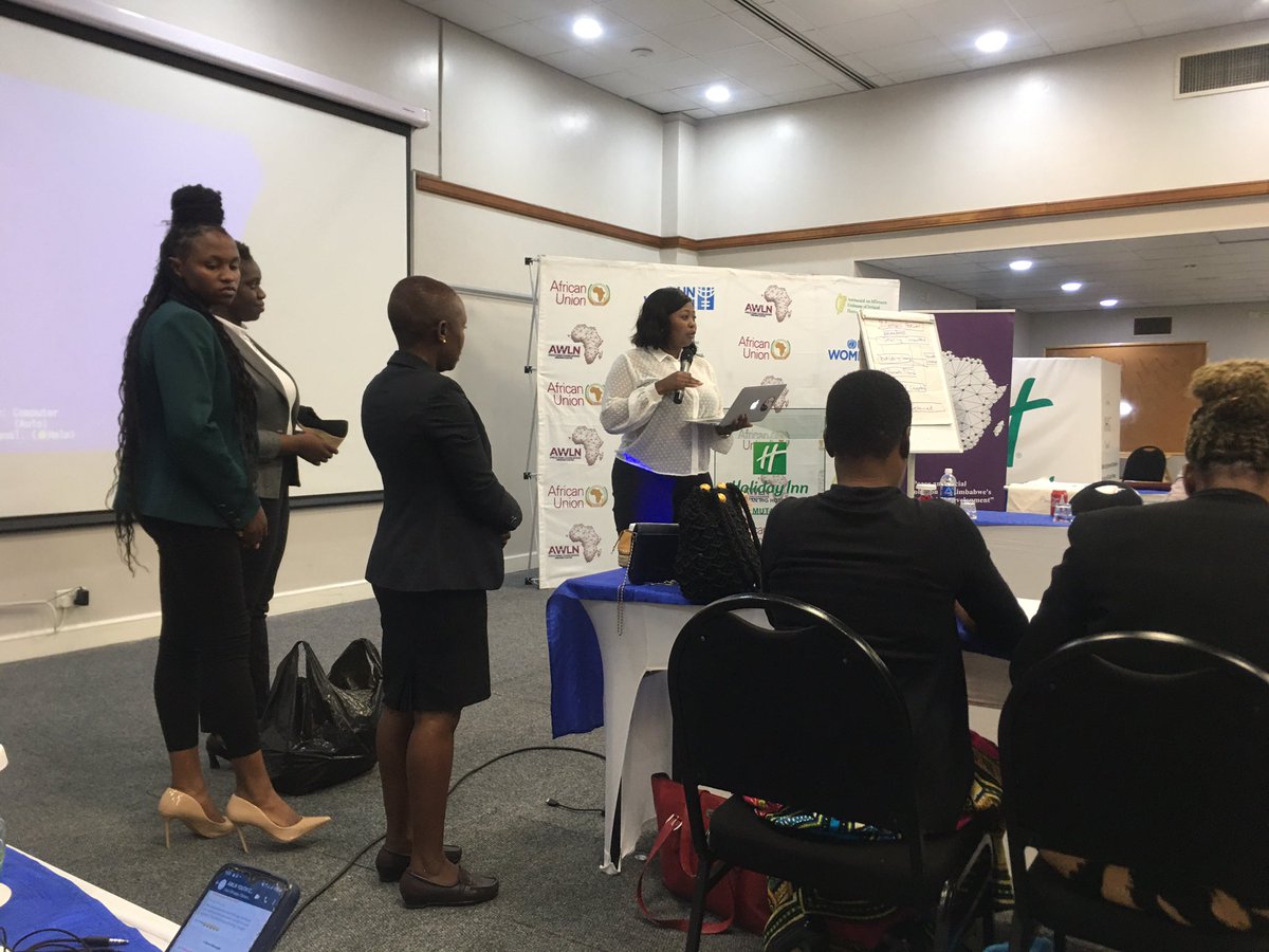 AWLN_Zimbabwe's tweet photo. AWLN Zimbabwe Retreat in Mutare. AWLN Zimbabwe members having interactive discussions to promote meaningful participation https://t.co/Uz66mPyFP2