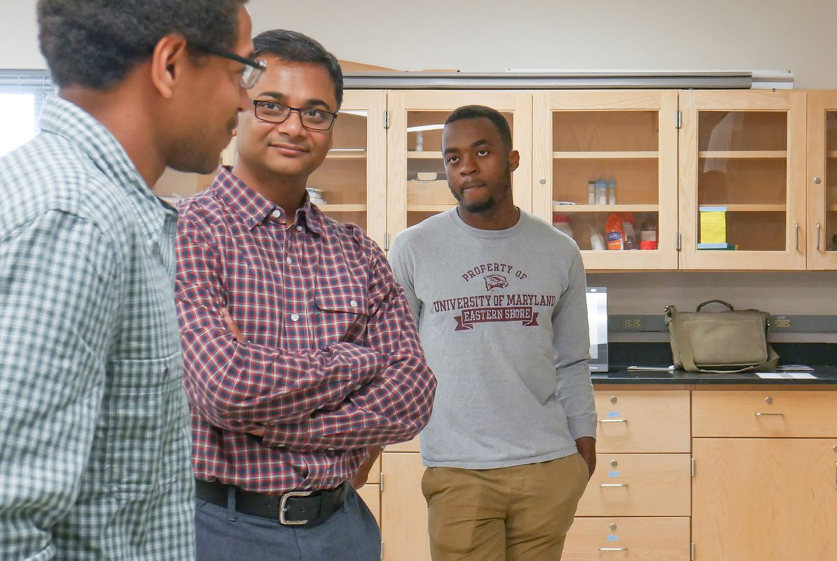 UMESNews's tweet photo. #UMES, as a partnering institution with the Princeton Plasma Physics Laboratory, is highlighted for its undergraduate student research led by professor Kausik Das on microwave plasma: https://t.co/wfku29PUVV https://t.co/FgAjLXTtA8