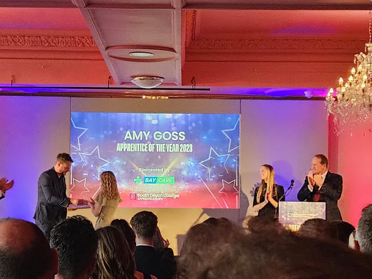 Emily Pearson tweet media