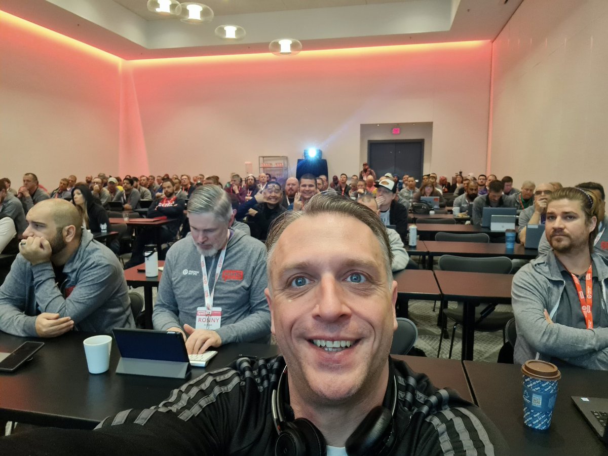 SvenProjict's tweet photo. Taking a casual photo for your socials at @mmsmoa and not noticing that @PHYSX51 and his coworker Mike are photobombing it #thisisMMS #luvIT https://t.co/c67BHwj6Mx