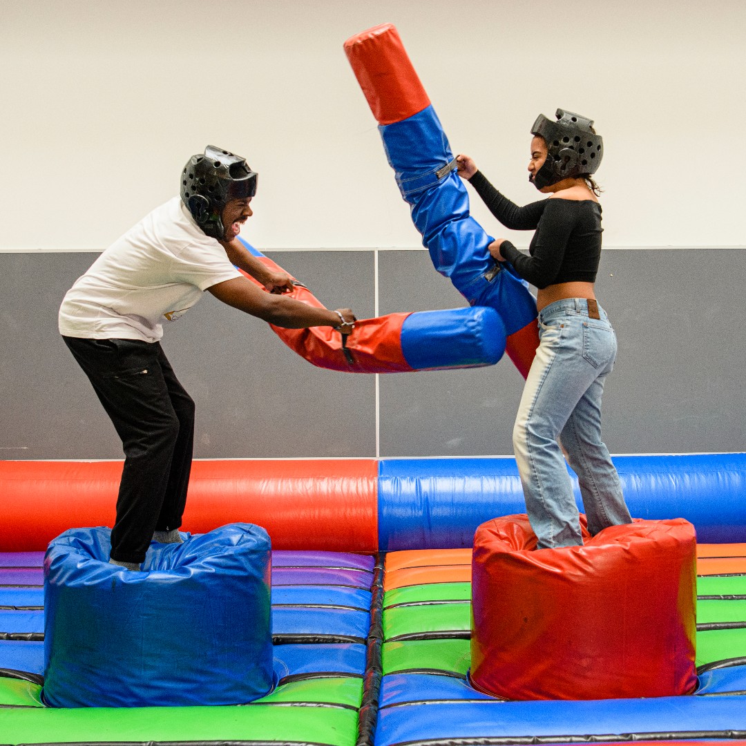 CleInstituteArt's tweet photo. Pink Pig 2023 was an unforgettable celebration! 🎉🐷

We had everything from jousting to ax throwing and much more to celebrate the end classes! 🪓

#PinkPig2023 #Celebration #CIAStudentLife https://t.co/BFkCmAKUSW