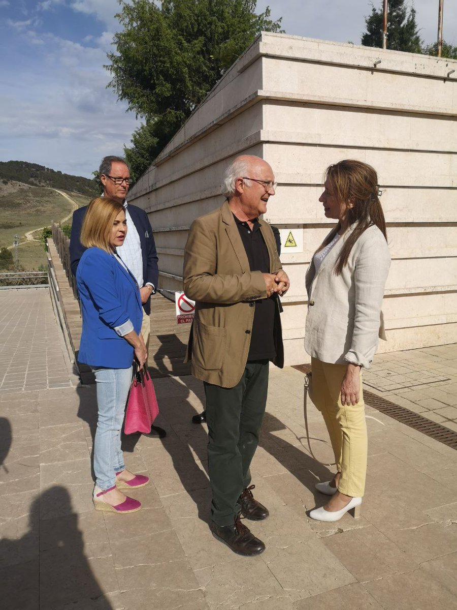 Nuestro agradecimiento a la Asociación de la Prensa de #Cuenca , @AP_Cuenca  por la invitación y trato recibidos, en el evento acontecido en el @MuPaclm ayer en el #diainternacionaldelalibertaddeprensa 

#Prensa  #Centrados_en_Cuenca #LibertadDePrensa 
@CsCuencaCiudad @CS_CLM