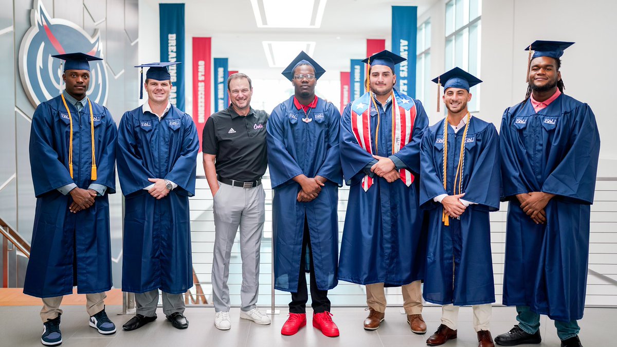 FAUFootball's tweet photo. Proud of you guys 🎉 https://t.co/M04gtkAzXA