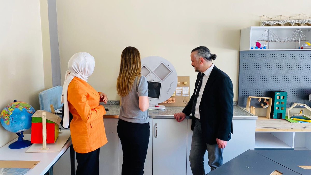 nurizekiyehas's tweet photo. Milli Eğitim Bakanlığı Eğitim Teknolojileri Geliştirme ve Projeler Daire Başkanlığı proje uzmanlarımız okulumuzu ziyaret ettiler. Kendilerine okulumuzda yürütülen projeler hakkında bilgi verdik.
#novigado
#meb
@mebyegitek
@Murat4Kucukali
@ibrahim_uck
@zngnrcp
@suhedacylnnn https://t.co/OqjjBGR3oa
