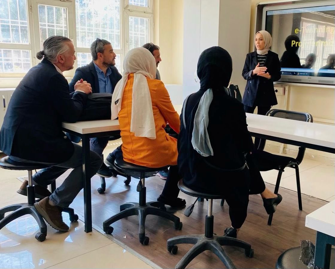 nurizekiyehas's tweet photo. Milli Eğitim Bakanlığı Eğitim Teknolojileri Geliştirme ve Projeler Daire Başkanlığı proje uzmanlarımız okulumuzu ziyaret ettiler. Kendilerine okulumuzda yürütülen projeler hakkında bilgi verdik.
#novigado
#meb
@mebyegitek
@Murat4Kucukali
@ibrahim_uck
@zngnrcp
@suhedacylnnn https://t.co/OqjjBGR3oa