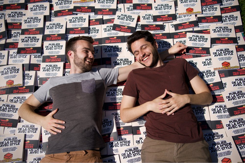 Notre nouveau livre ave <a href="/Killian_Talin/">Killian Talin 🧱</a> est officiellement disponible en ligne. 🔥🎉

Nous y avons consigné 36 conseils pour créer, construire votre discipline et devenir un créateur accompli sur Internet.

Rdv ici pour le commander : 

inspirationcreative.co/publier-de-la-…