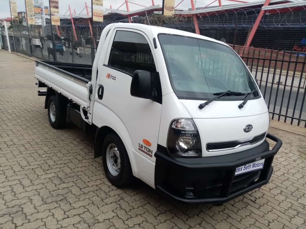 LifeAdex's tweet image. 2015 Kia k2700 Bakkie manual Diesel Engine km 11900 central locking and electric price R170000 Radio cd Fm airbags  windows plc call 0726531410 or 062916459 my  address is No 650 louis botha avenue Bramley Blacklisted and Rent to own