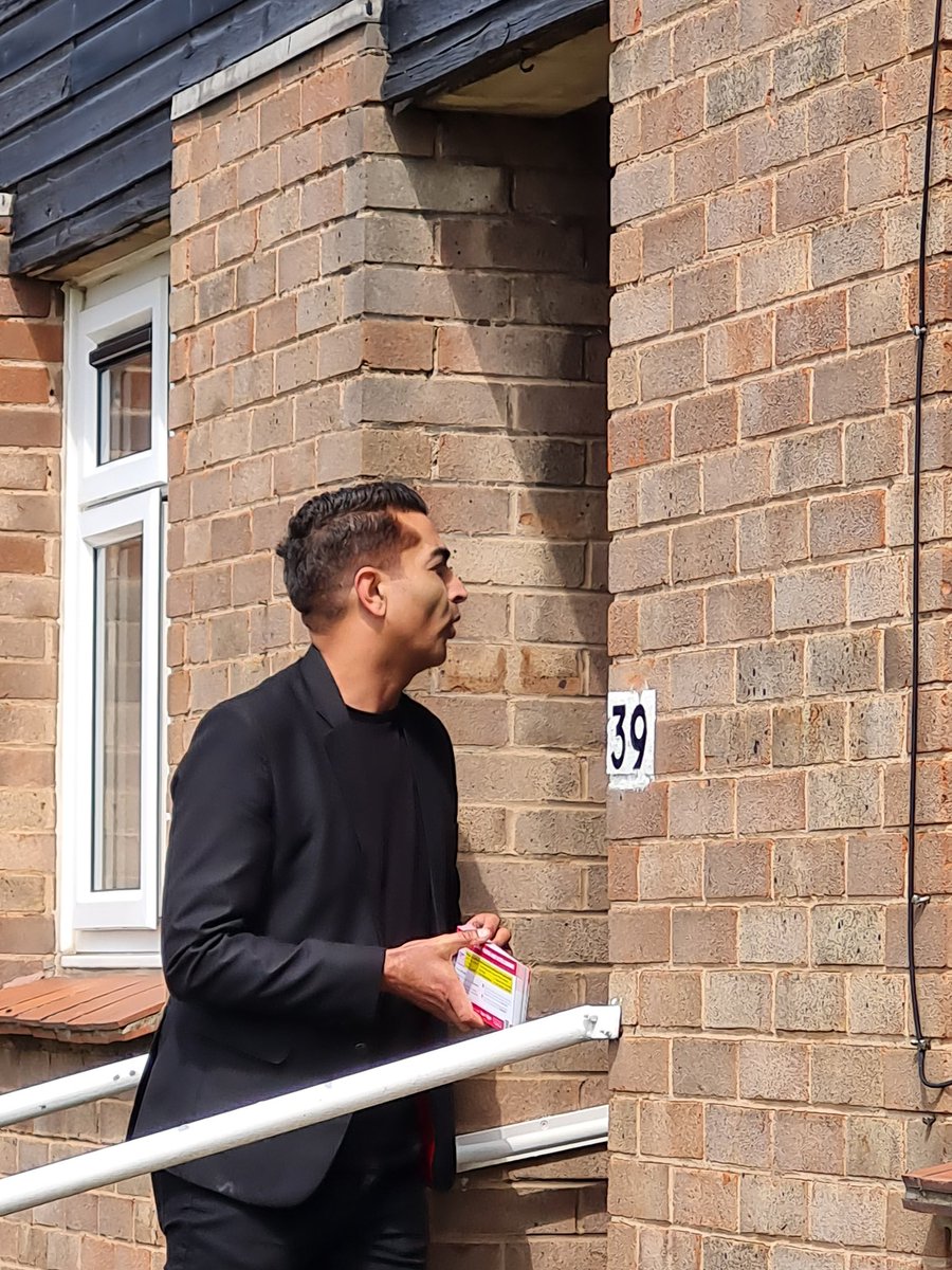 cathpinder's tweet photo. @iamaafaq supporting his fellow candidates as always @GMBCampaigns https://t.co/h5sQuQSmYE