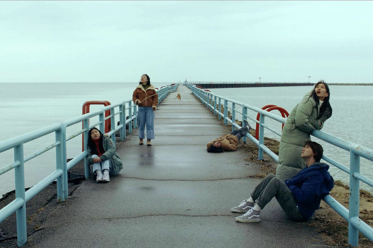 Calling all <a href="/DePaulU/">DePaul University</a> students. Graduate Linh Tran's WAITING FOR THE LIGHT TO CHANGE is playing at this week's Chicago Critics Film Festival <a href="/musicboxtheatre/">Music Box Theatre</a>. Sunday, May 7 at 7:00 PM and will do a Q&amp;A. Show a valid Student ID and get half-off tickets.

musicboxtheatre.com/films-and-even…