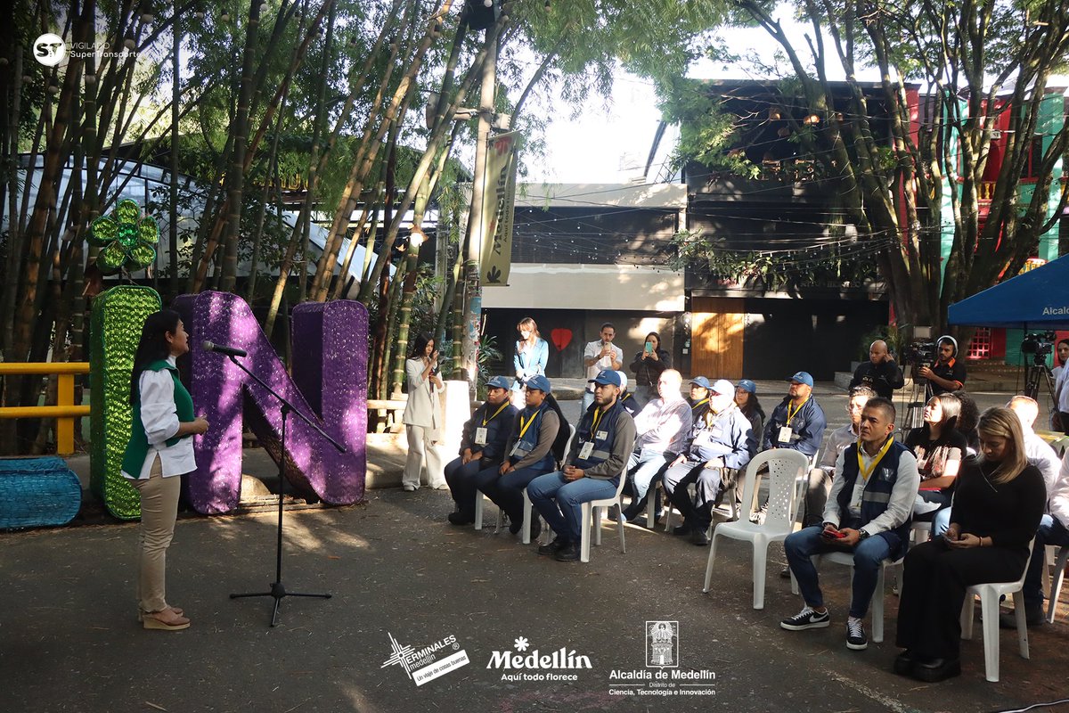 Terminales Medellín tweet media