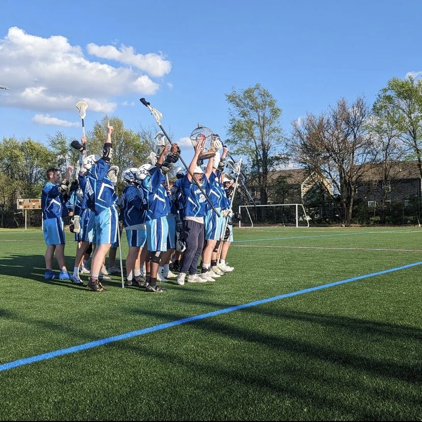 PMHSLAX's tweet photo. YOUR FALCONS WON THE BATTLE OF THE BIRDS FOR THE SECOND YEAR IN A ROW!! The cage stays HOME! 😎💯 
#GOFALCONSLAX https://t.co/LzmF1hcP1W