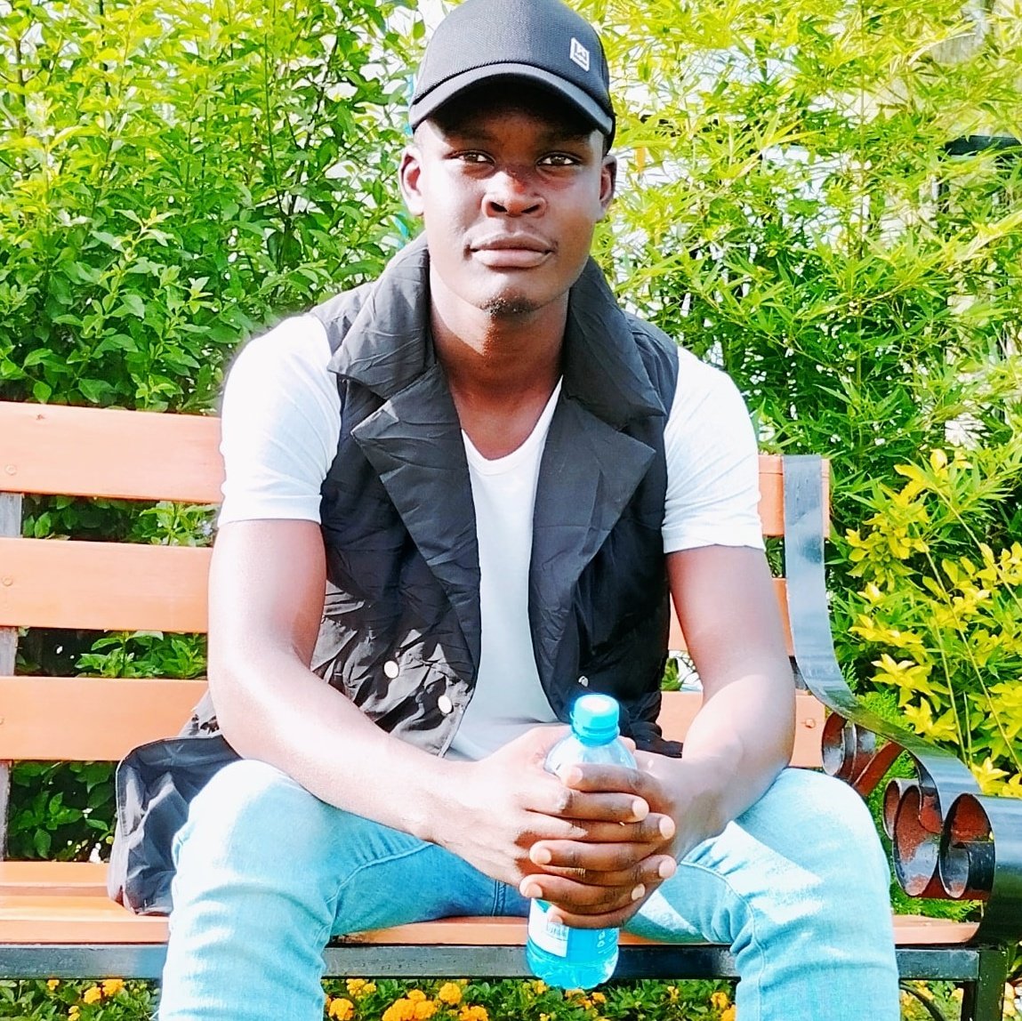 felixde171's tweet photo. #NewProfilePic https://t.co/ac1JxFHbCc