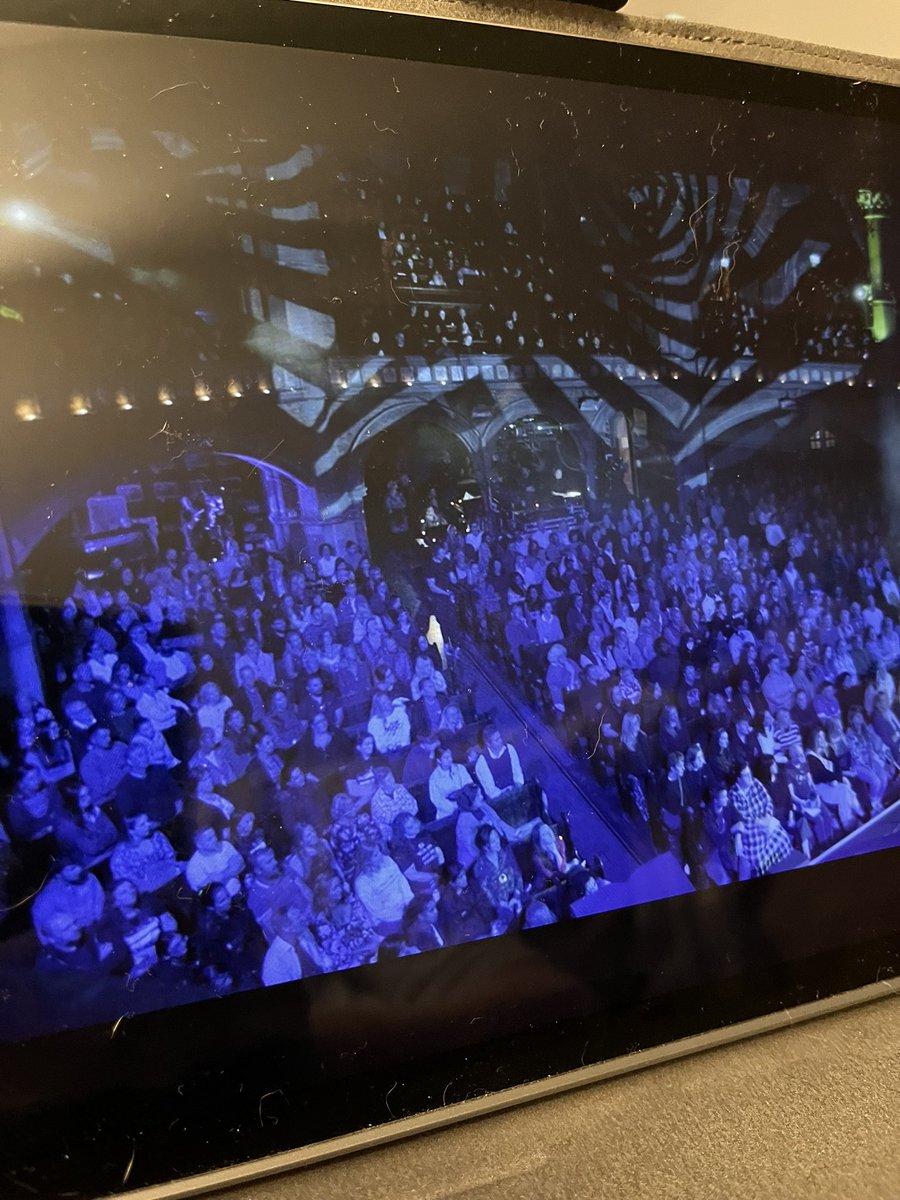 tlc0920's tweet photo. Damn. I caved and watched @edsheeran ‘s docuseries… I expected a roller coaster of emotions but did not expect this… Ed singing End of Youth followed by Amazing Grace. There aren’t enough tissues in the world right now.
#sadbluemonster #EdSheeran https://t.co/qZyAC1MZej