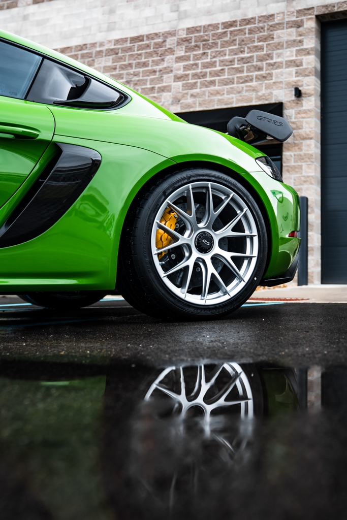 RahalPaintPro's tweet photo. 🔥2023 Porsche GT4 RS🔥⁠
⁠
@Xpel Ultimate Plus protection film that includes a 10 year warranty! ⁠
⁠
📞 (317) 752-4151⁠
⁠📍 1071 3rd Ave SW, Carmel, IN 46032⁠
⭐️Indiana’s Premier Paint Protection Specialist⭐️⁠
⁠
#UltimatePlus #Xpel 
#PPF #Porsche #PorscheGT4 https://t.co/ZUmH6K0OBd