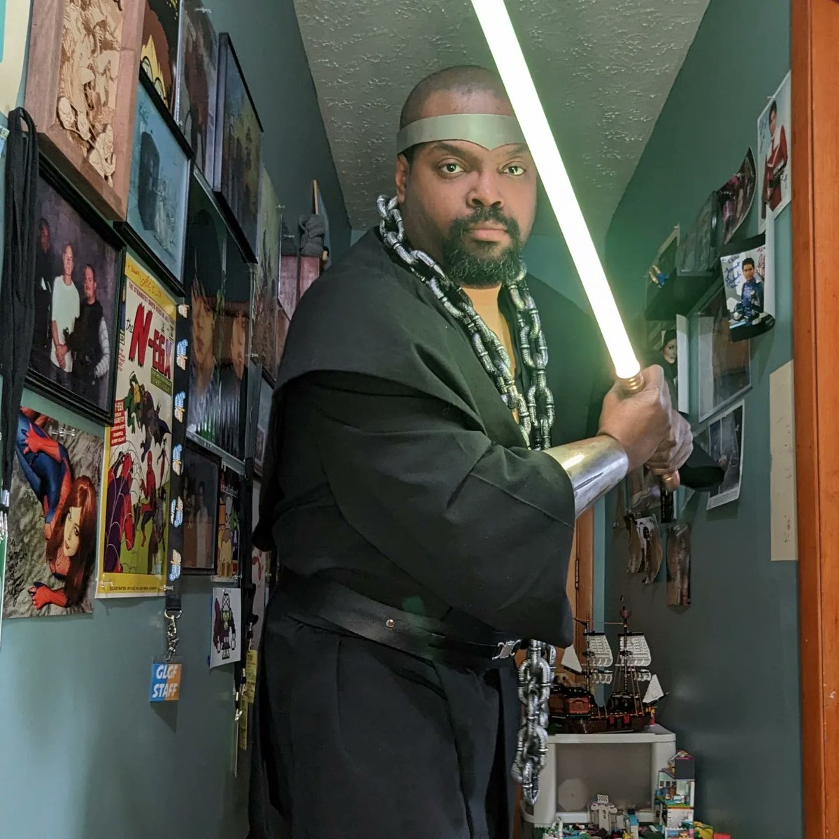 cagedbishopcos's tweet photo. Introducing.....JEDI MASTER LUKE CAGE SKYWALKER!!!! SWEET LIFE DAY! MAY THE FOURTH BE WITH YOU!20 days till level 39! #starwars #maythefourth #blerdcosplay #unapologeticallyblerd #blackcosplayer #perceptionblerd #cagedbishopcosplay #blerdcosplayer #blackcosplayerover30 https://t.co/RUsZmGbIpZ