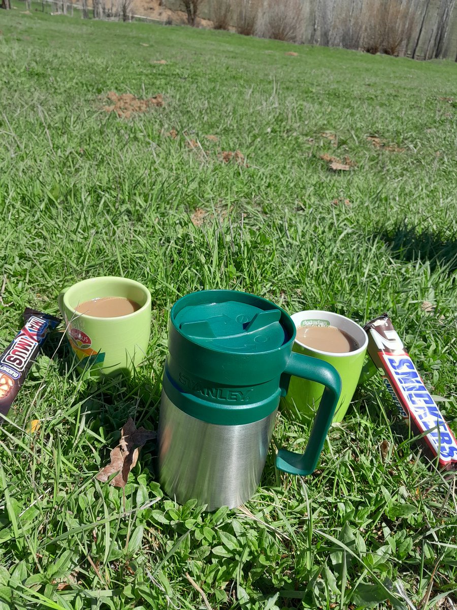 Bi kahve fotisi  de benden  olsun☕️☕️
Bana afiyet olsun😏😏😏