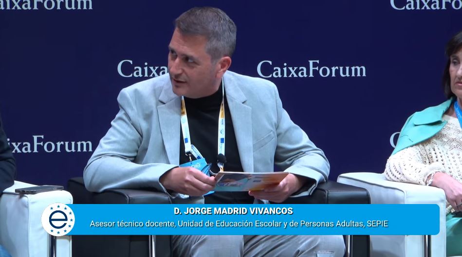 sepiegob's tweet photo. Mesa de buenas prácticas 3: la Inspección Educativa en proyectos Erasmus+ de cooperación.

Jordi Serarols Boada, subdirector general, @educaciocat.
Proyectos: Supporting Opportunity in Schools: Promoting Educational Equity.
Think Global!

https://t.co/CqB8ZlE7ax https://t.co/a6Pc1MonhY