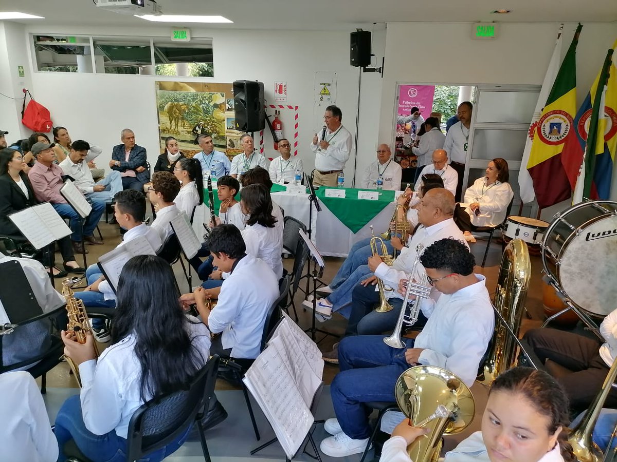 fedecacao's tweet photo. #Aestahora desde Armenia (Quindío) inauguración de la Escuela Nacional de la calidad del Cacao, iniciativa conjunta de @fedecacao con @SENAQuindio https://t.co/hb7Teqkxgg