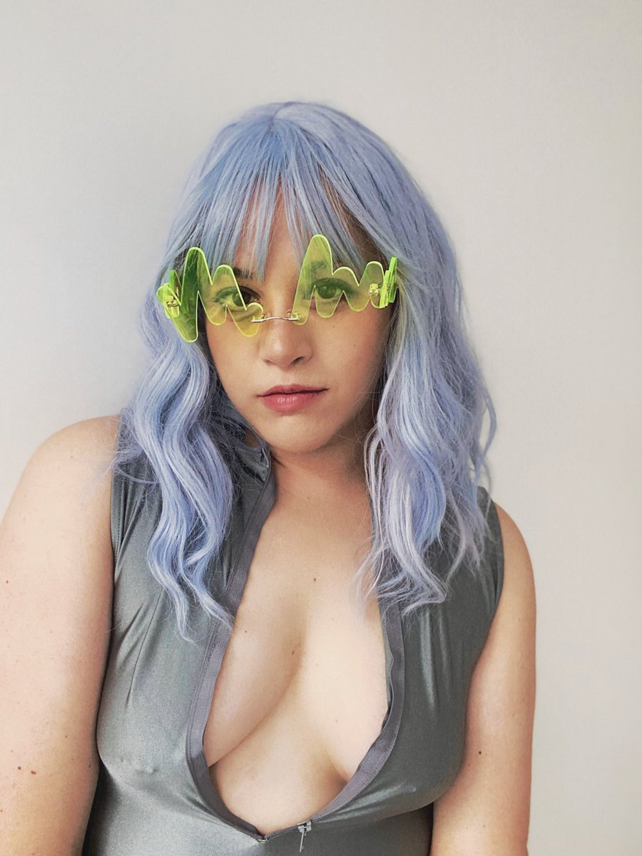 spaceslvts's tweet image. Playing May 9th at the Bowery Electric in NYC. Come say hi and hear some new tunes 🪐