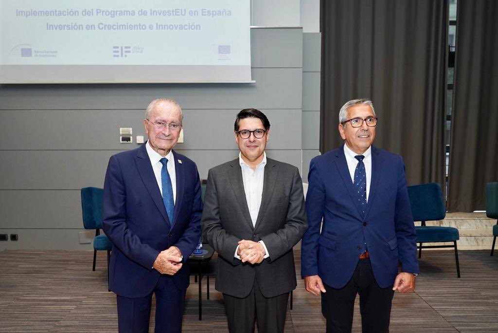 Ciudad de Málaga tweet media