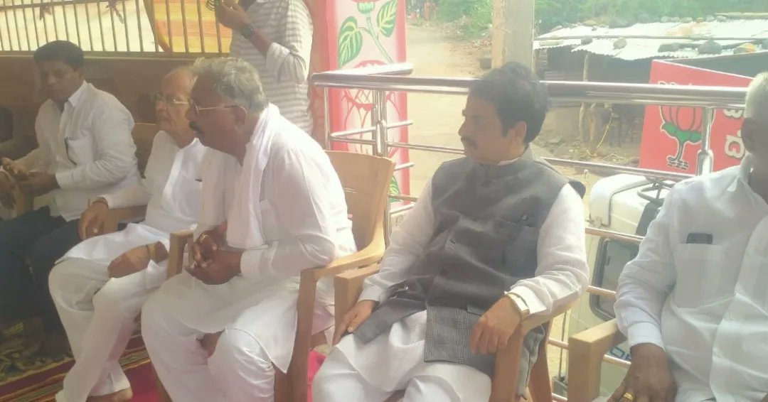 SubhashRG_BJP's tweet photo. ಇಂದು #ಆಳಂದ ತಾಲೂಕಿನ #ಹಾಳತಡಕಲ ಗ್ರಾಮದಲ್ಲಿ ಚುನಾವಣಾ ಪ್ರಚಾರ ಸಭೆ ನಡೆಸಲಾಯಿತು.

#Aland https://t.co/jxp1Gnj7R4