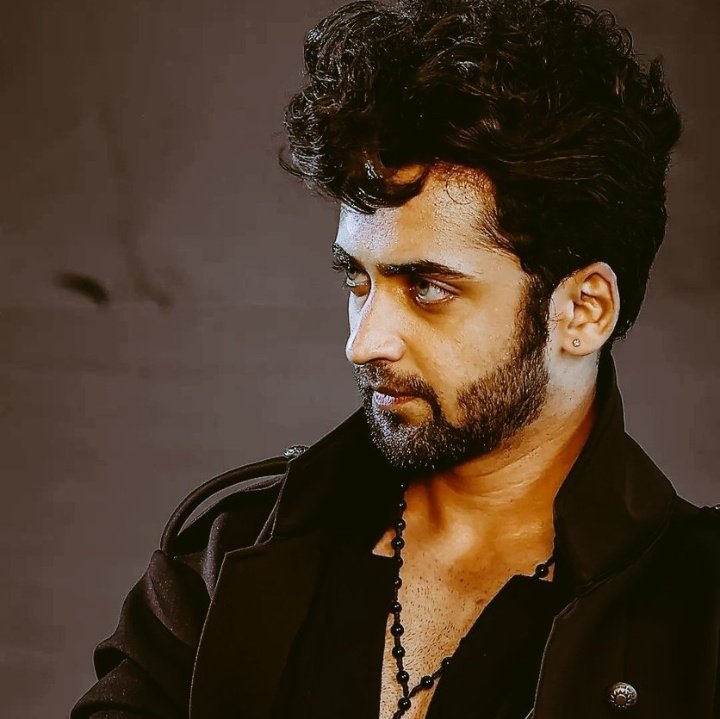 SinghDebika's tweet photo. i am back guys ❤️‍🔥❤️‍🔥❤️‍🔥 https://t.co/0IZhpk7F15