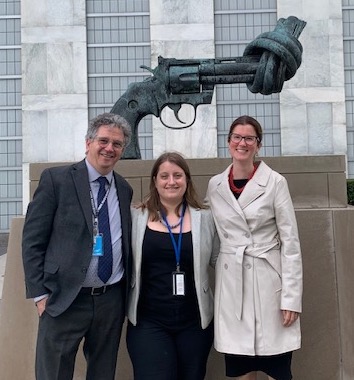 Interpeace_Org's tweet photo. Interpeace Dir of Policy briefed the @UN's policy staff within the Department of Peace Operations on our #RethinkingStability report. Dr Brubaker was joined by co-author Will Bennet, Somalia Country Representative @Ahmed_Nabaddoon & our NY team: @Simpson_YPS and @DanicaDamplo. https://t.co/HOcFuoja4V