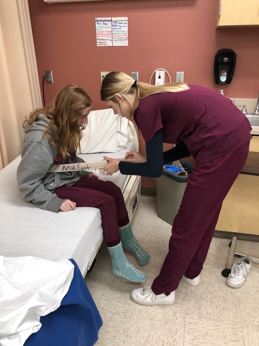 MECTC_Buffalo's tweet image. Multi-Skilled students getting some last minute practice in before next week’s STNA testing. #MSHT #MECTC #STNA