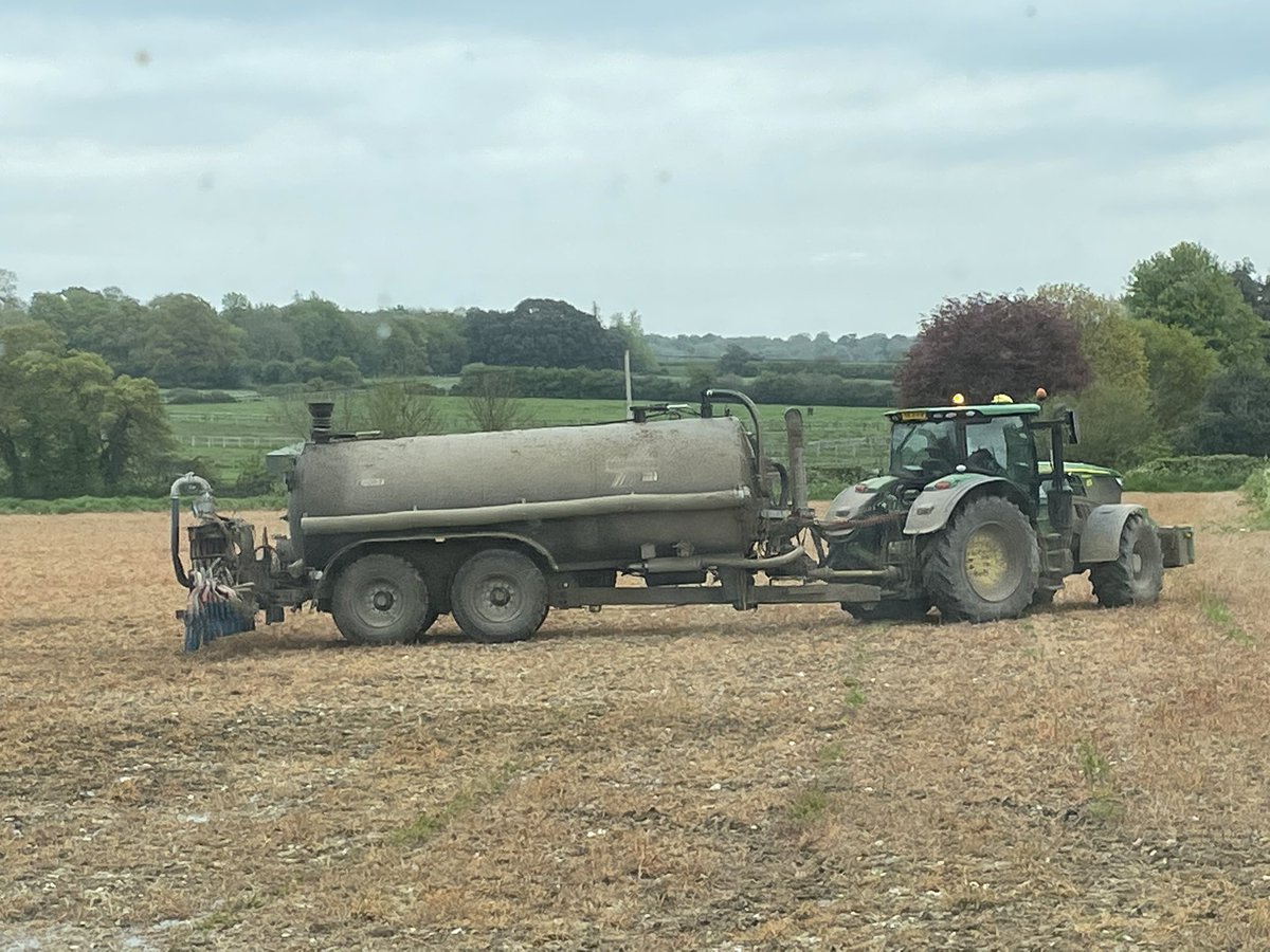 Digestate applications resuming here. This is being applied prior to maize being planted. #anerobic #digestate #maize #energycrops #Joskin #farming