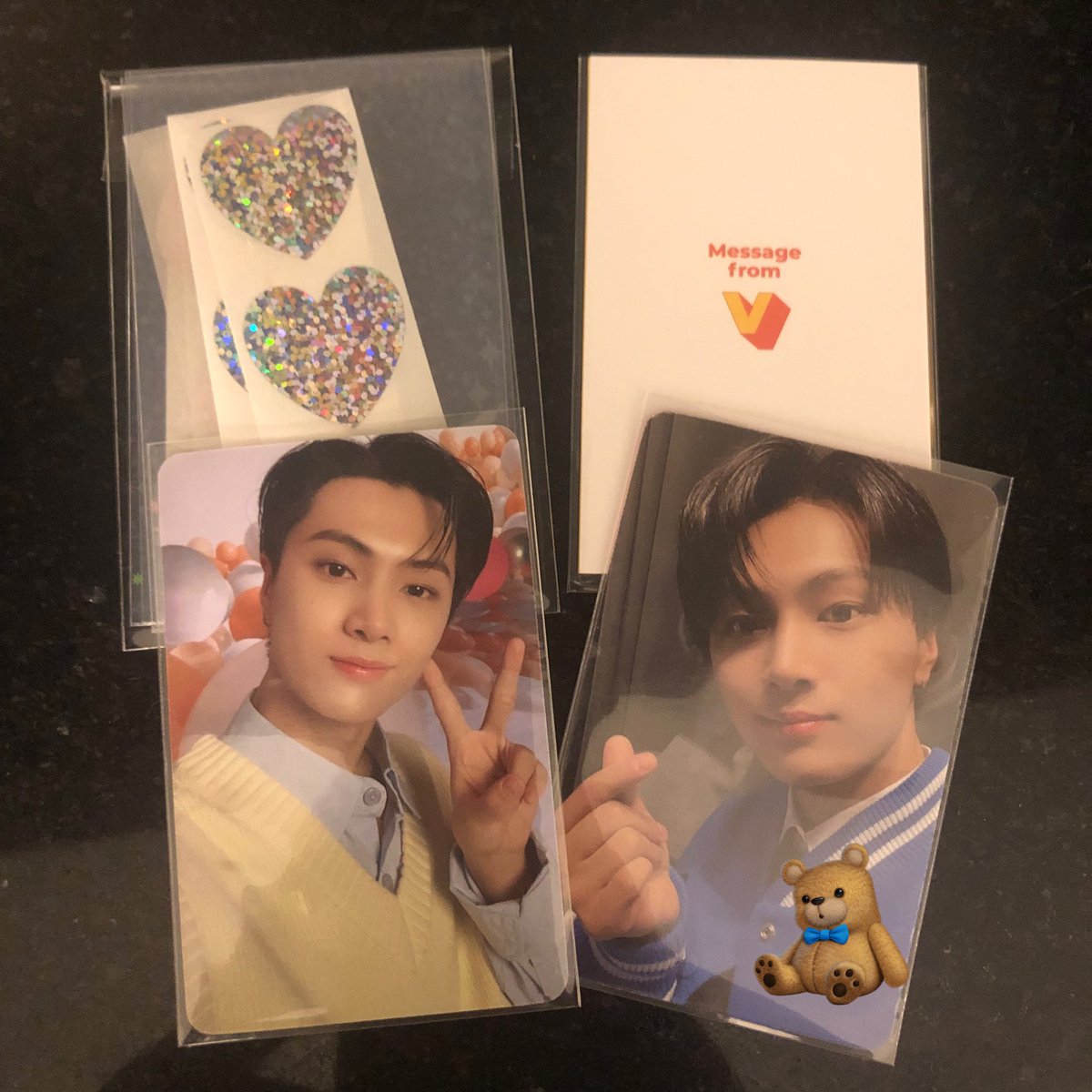 bnsforju's tweet photo. 💌 #pcreseived 💌
i finally got my first jay pcs. tysm for packing it safely and for the generous freebies 🫶🏻 #bern_feedbacks https://t.co/mkFbkLjPWY