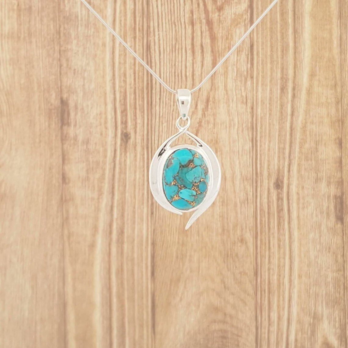eco925silver's tweet photo. Add a pop of blue to your outfit with our stunning Mohave Turquoise Pendant! Handcrafted with eco-friendly materials, this unique piece will elevate any look. Shop now on our Eco925 #Etsy page. 
https://t.co/7v3sV8CzCC
#EcoFriendlyJewelry #MohaveTurquoise #Handcrafted  #ShopSmall https://t.co/jDWFmGbhmq