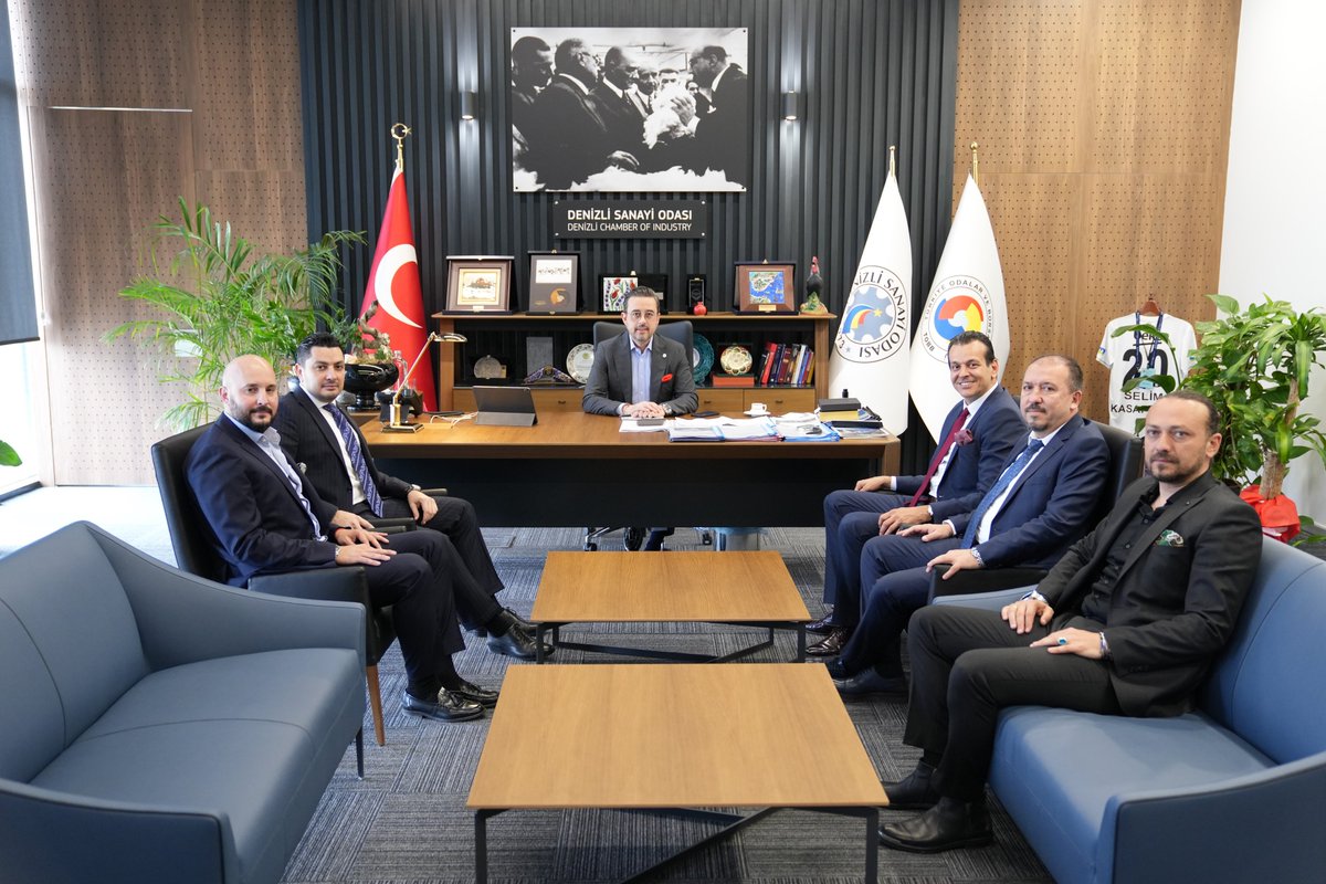 denizliso's tweet photo. 📍 BASİAD Yönetim Kurulu'ndan Başkan Kasapoğlu'na Ziyaret

👉🏻 Babadağlı Sanayici ve İşadamları Derneği (BASİAD) Yönetim Kurulu Başkanı Sn. Doğan Değirmenci, Başkan Yardımcısı Sn. Engin Çoban, Yönetim Kurulu Üyesi Sn. Serdar Sezen, ekonomist misafirleri; + https://t.co/TY5eRAeCC5