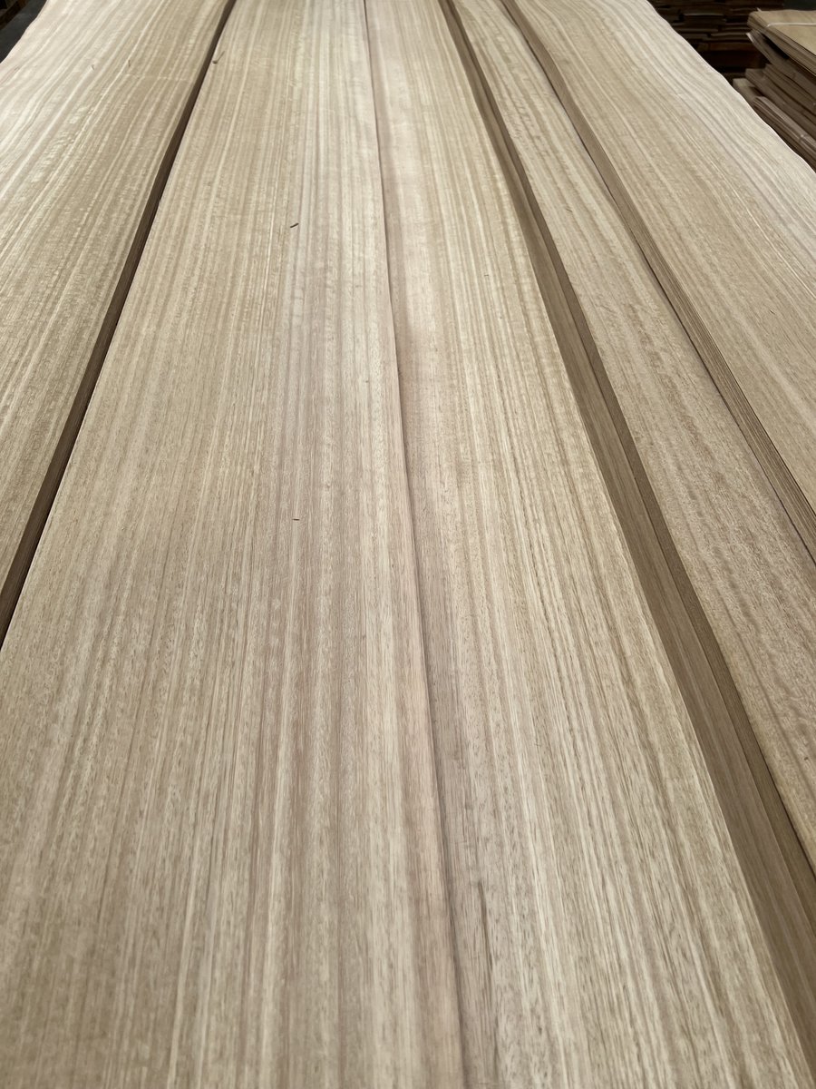 ChapasMunoz's tweet photo. Eucalyptus Wood Veneer.

#woodworking #furniture #interiordesign #muebles #wood #woodveneer #veneers #design #architecture #project #decoracion #proyectos #arquitecturamadera #chapamadera #arquitectura #interiorismo #diseño #diseñodeinteriores #madera #woodveneers #eucalipto https://t.co/kL0Nutj2ud