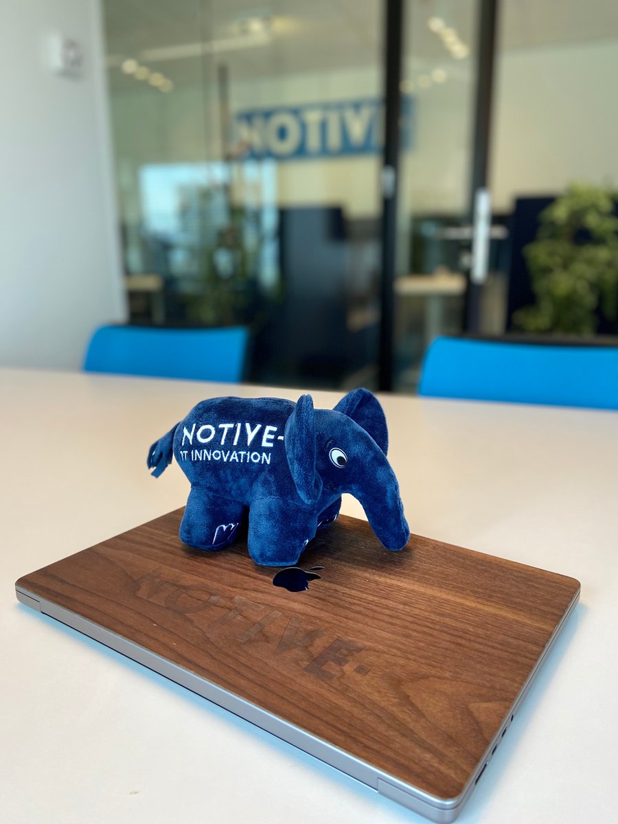 assertliam's tweet image. Oh look what arrived today! A bunch of boxes with our very own @notivenl elephant arrived today 👀🐘
#elephpant