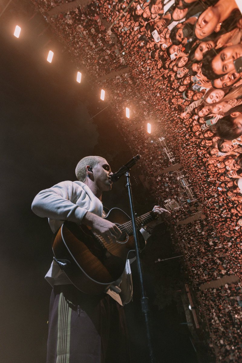 lauvsongs's tweet photo. can’t wait to do this again. tix on sale this friday, see you soon asia https://t.co/3VpSBqOtSj https://t.co/bnlCqIrW7E