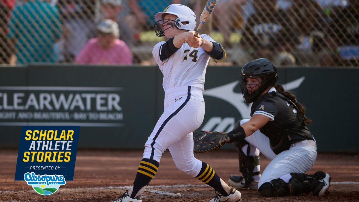 umichsoftball's tweet photo. Wolverine @mlivingston17 applies lessons learned in movement science to her success in the classroom, on the softball field.

SCHOLAR STORY » https://t.co/YfgvMGSHF9 https://t.co/UVZ8lpaeLQ