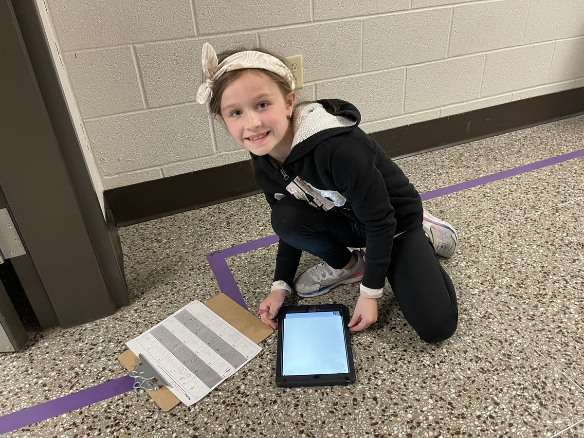 KSin1st's tweet photo. We had a great “time” practicing telling time for our test tomorrow.  We got to self check our answers too!  Math Max even helped out. @MathMax_andMrsB @WESpolarbears https://t.co/nZi35D3ujO