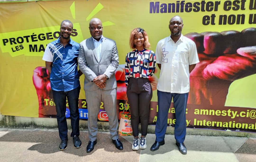 Ce matin nous avons eu un échange avec le Directeur d'Amnesty International Côte d'Ivoire , monsieur <a href="/KokouDelmas/">Hervey Delmas KOKOU</a> et son collaborateur @kangoye2005 au nom de <a href="/Jveivoire/">JVE Côte d'Ivoire</a>.  Leur collaboration dans le cadre de la lutte climatique et environnementale étaient au menu.
