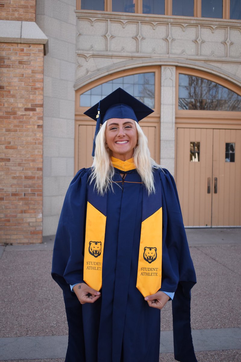 carsonfischer17's tweet photo. cheesin because I finished my master’s degree with a 4.0!! 🥂 

here’s to adulting!!!! https://t.co/4mkSftu7Ik