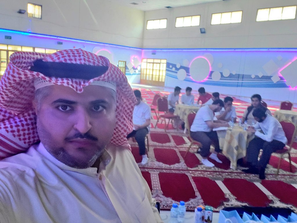 🟥 نهاية اسبوع زاخرة 🟥
بزيارة مدارس محافظة #الجهراء 
وتمكين "قادة المستقبل" من الشباب 
بالمهارات الضرورية لإعداد مشاريع المبادرات.
بالاضافة الى التعريف بالدور  الكبير الذي تتبناه #الهيئة_العامة_للشباب 
بتوفير الدعم المادي والمعنوي 
للمبادرين الشباب.