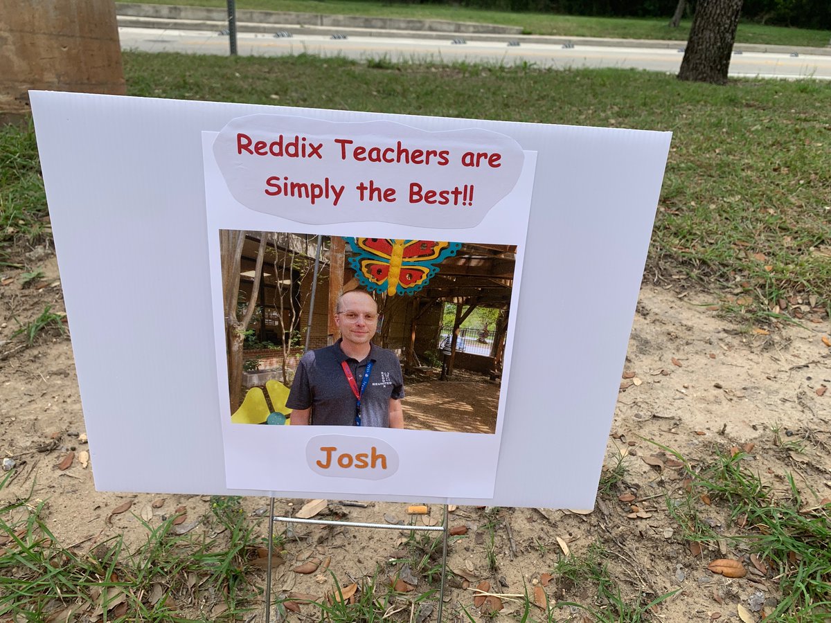NISDReddix's tweet photo. Lining our front bus loop with the best of the best! @NISDReddix Teacher are SIMPLY the BEST! ❤️ https://t.co/GkAmYveR9i
