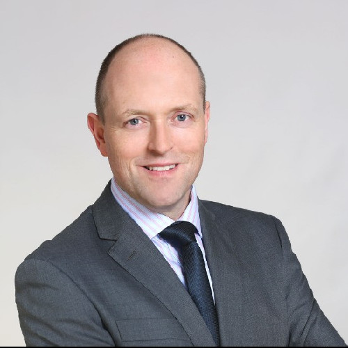 bobbykerr's tweet photo. #Live @NewstalkFM: I’m joined in the #Executivechair by Neil Hughes, the CEO #Azets Ireland! #BobbyMeansBiz https://t.co/SFyIbwinCd