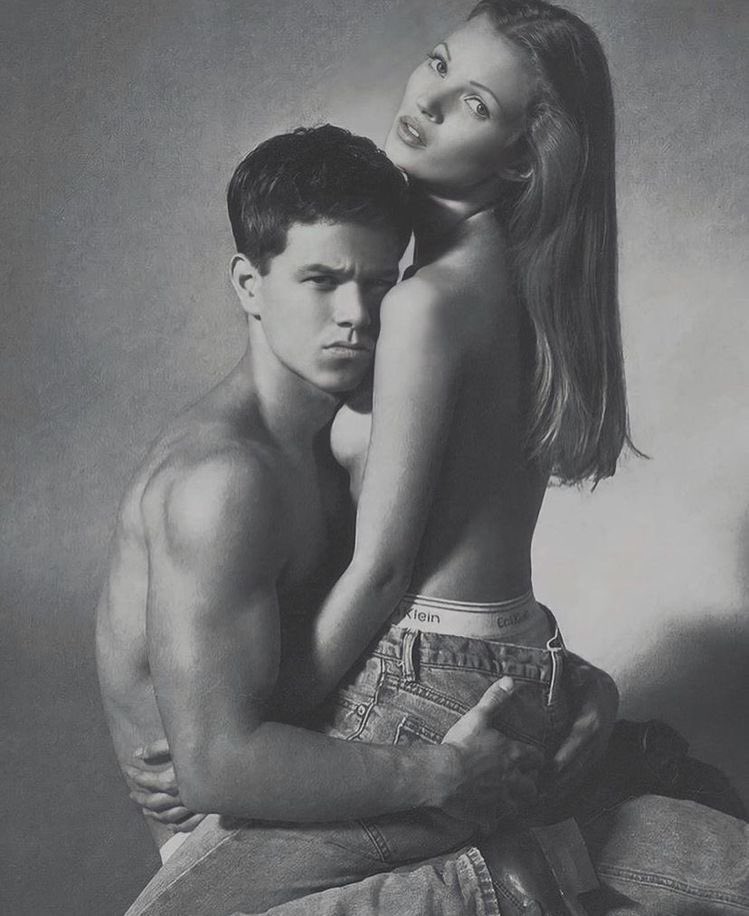 yasmeenslefthip's tweet photo. Kate Moss and Mark Wahlberg for Calvin Klein, 1992. #katemoss #markwahlberg #CALVINKLEIN #CALVINKLEINJEANS #supermodel #90smodel #supermodel https://t.co/rsrOBzma5h